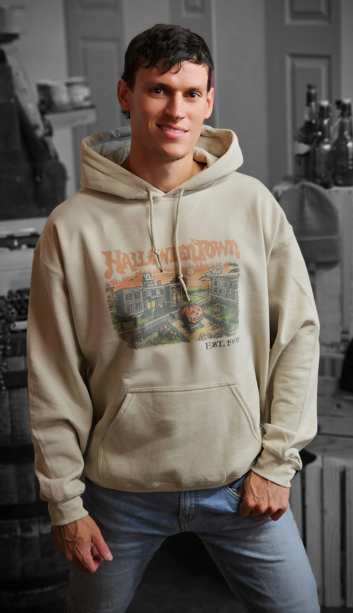 Halloween-Town HOODIE